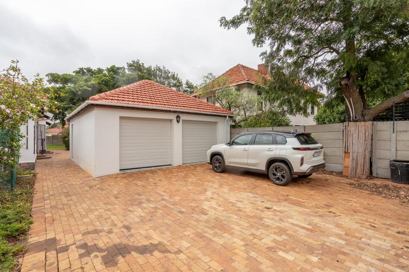 To Let 3 Bedroom Property for Rent in Pinelands Western Cape